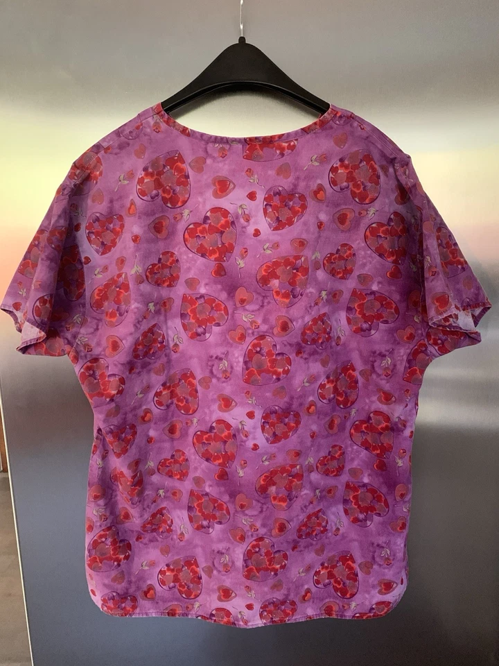 Crest Cottons Women’s Medical Scrub V-Neck Size Small Pink And Red Heart Design - Image 2 of 4