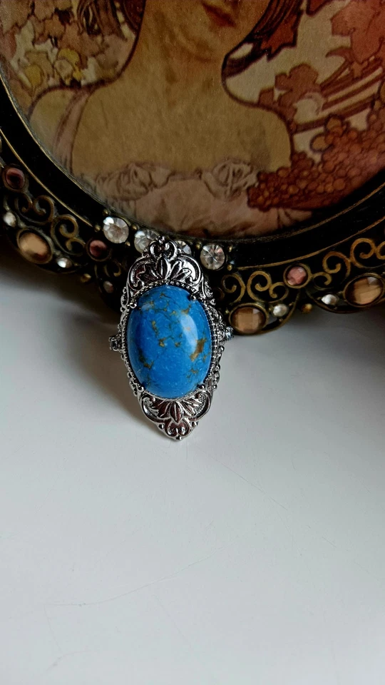 Ring aus Edelstahl mit einem Türkis Edelstein°. - Bild 2 von 4