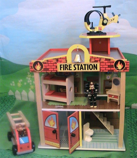 Kidkraft Fire Station with Fire Truck and Firefighters eBay