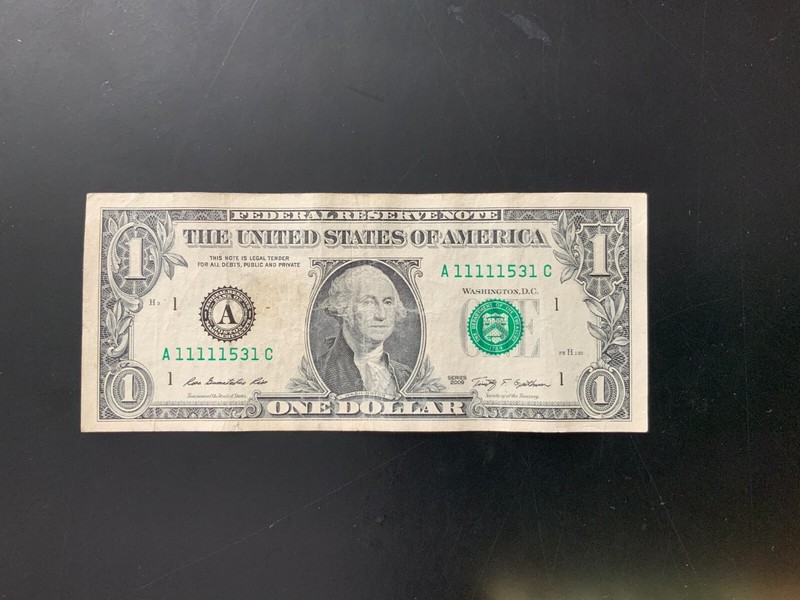 2009 $1 DOLLAR BILL A11111531C contains a 6-of-a-kind.