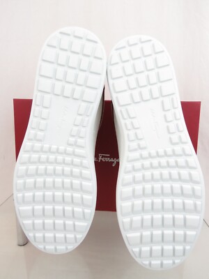 $795 FERRAGAMO MANHATTAN WHITE LEATHER RED GANCINI LOGO  display picture 3