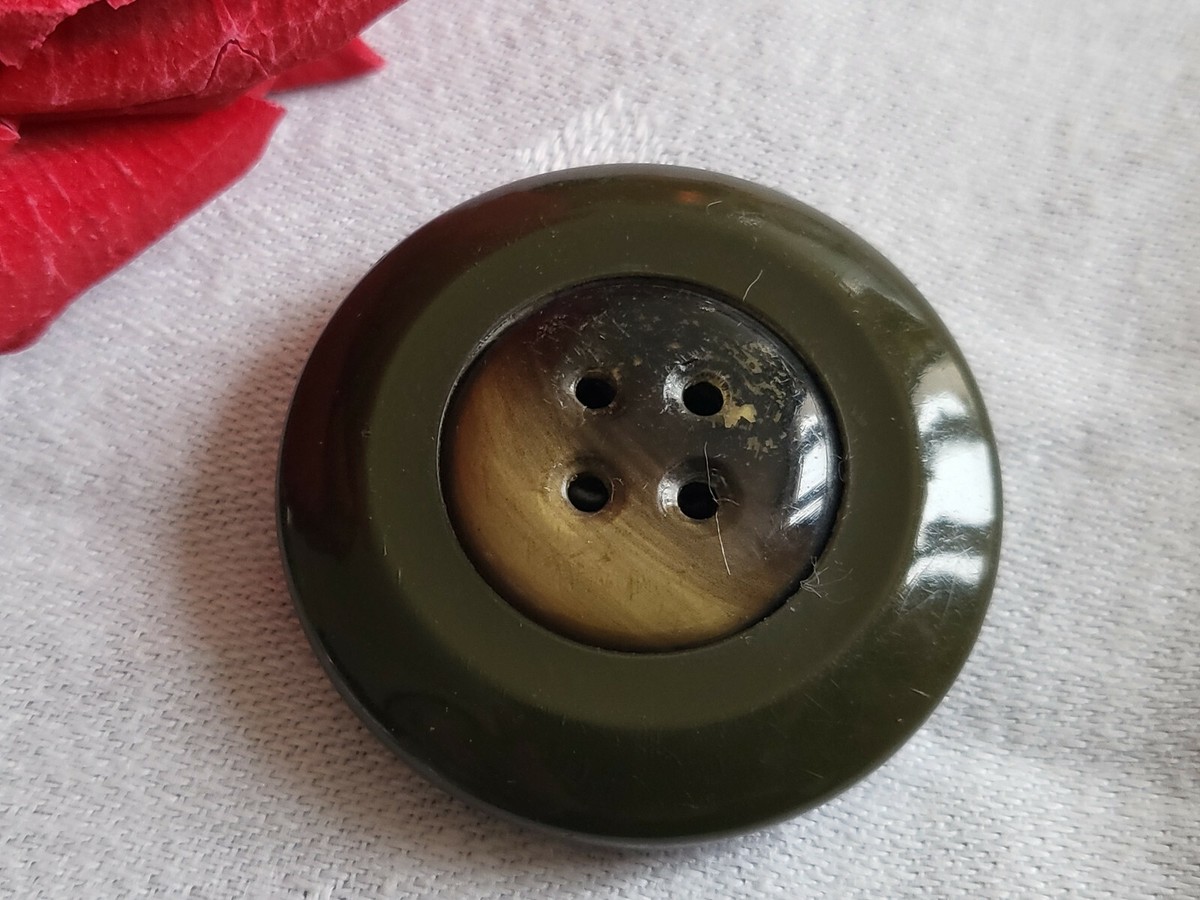 Bouton Vintage En Celluloïd Vert - Environ 3,5 Cm - Mercerie Ancienne - Lot (1 à 10 Pièces)