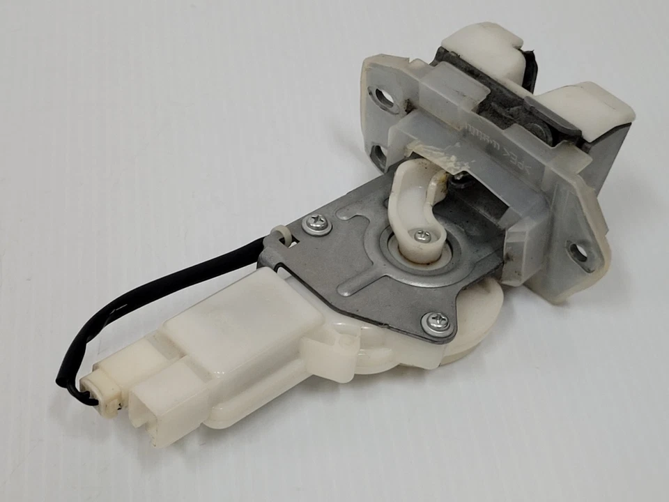 Suzuki Swift EZ Hatch Tail Gate Lock Mechanism 05 - 11 - Image 4 of 4