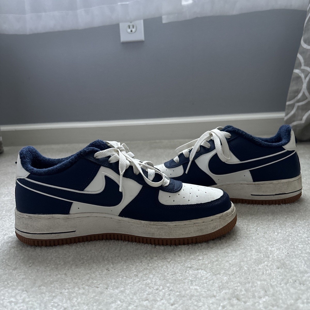 ★Nike★Air Force 1 '07 LV8 Midnight Navy★ Nike Air Force 1 Low '07 LV8 College Pack Midnight Navy (GS
