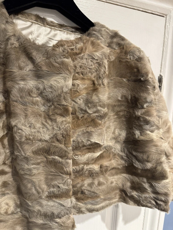 Lilly e Violetta Astrakhan Cream Cape Jacket Harrods Size 40 RRP £1450 - Image 2 of 4