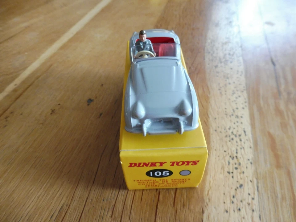 Dinky Toys Atlas Triumph TR2 Sports grise Réf. 105 neuve en boîte - Photo 2/4