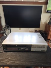 Vintage Quasar VH5154YQ VHS VCR Video Cassette Recorder Silver 1985 As-Is