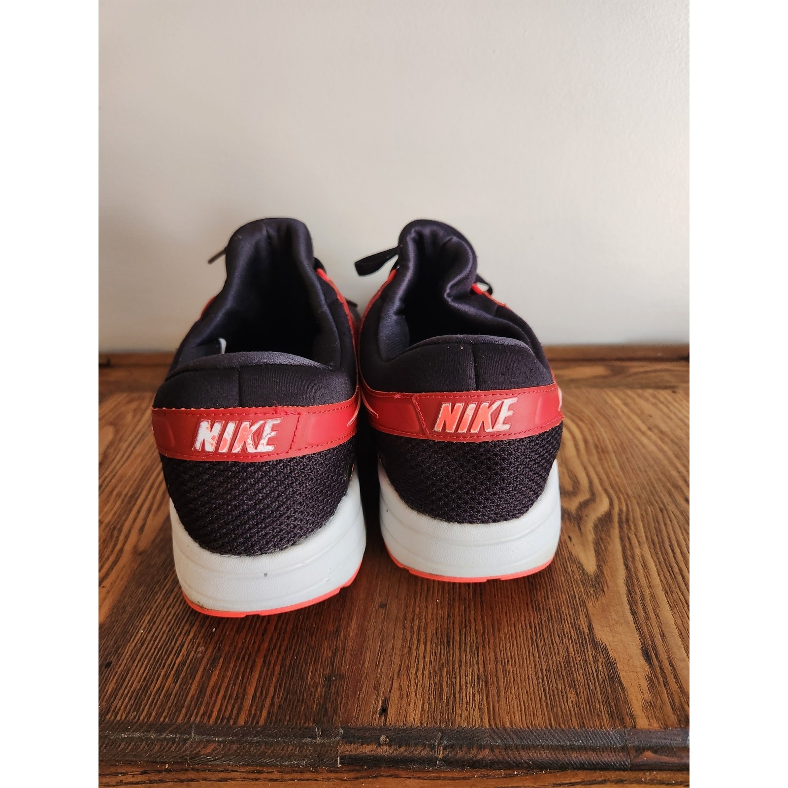 Nike Air Max Zero Essential Black Bright Crimson Sz 12 thumbnail 3