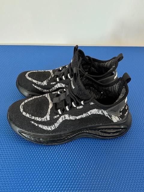 Runside Unisex Lace Up Tennis Shoes for Walking and Running Big Kid Size 5