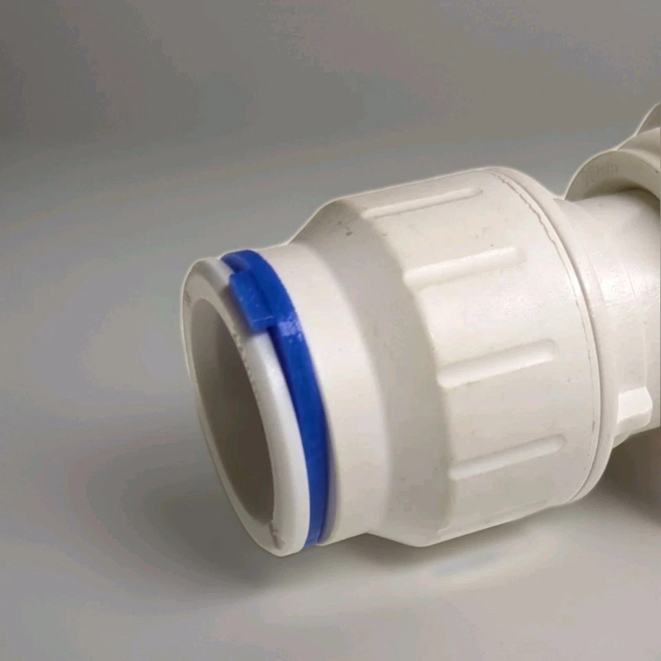 22mm Speedfit Collet Clips, Multi Pack Of 240, 80 of each Red, Blue and White - Image 2 of 4