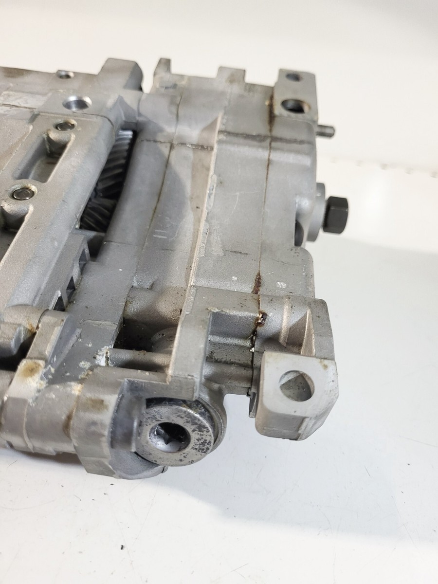 BMW E88 E46 E90 E87 E60 Oil pump and compensating shaft unit