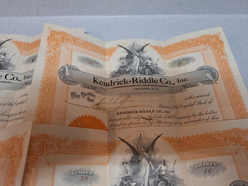 Collection of 4 1920's Dated American Stock Certificates - Picture 4 of 19