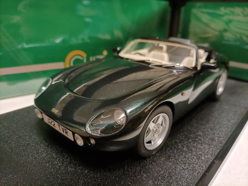 Cult 1/18 TVR Giffith 1993 metallic Green