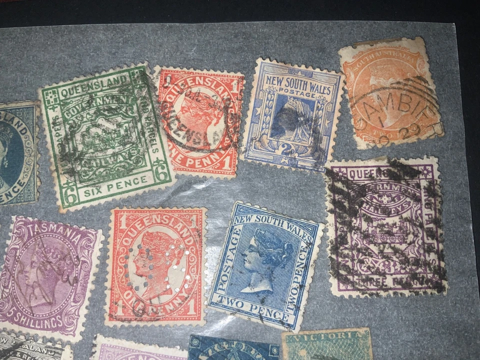 1800 年初维多利亚女王澳大利亚邮票收藏  — 第 3/4 张图片