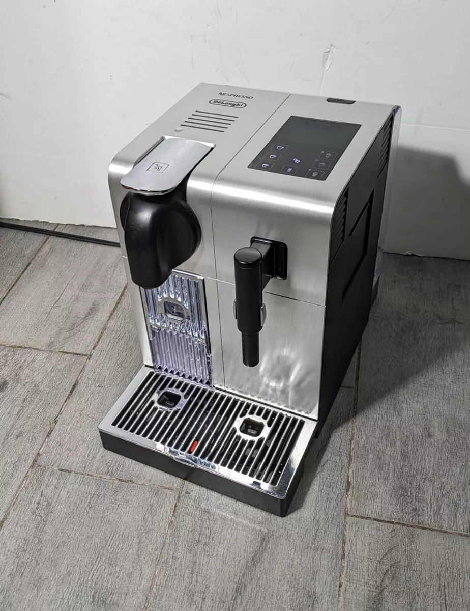 Nespresso Delonghi Lattissima Pro Machine