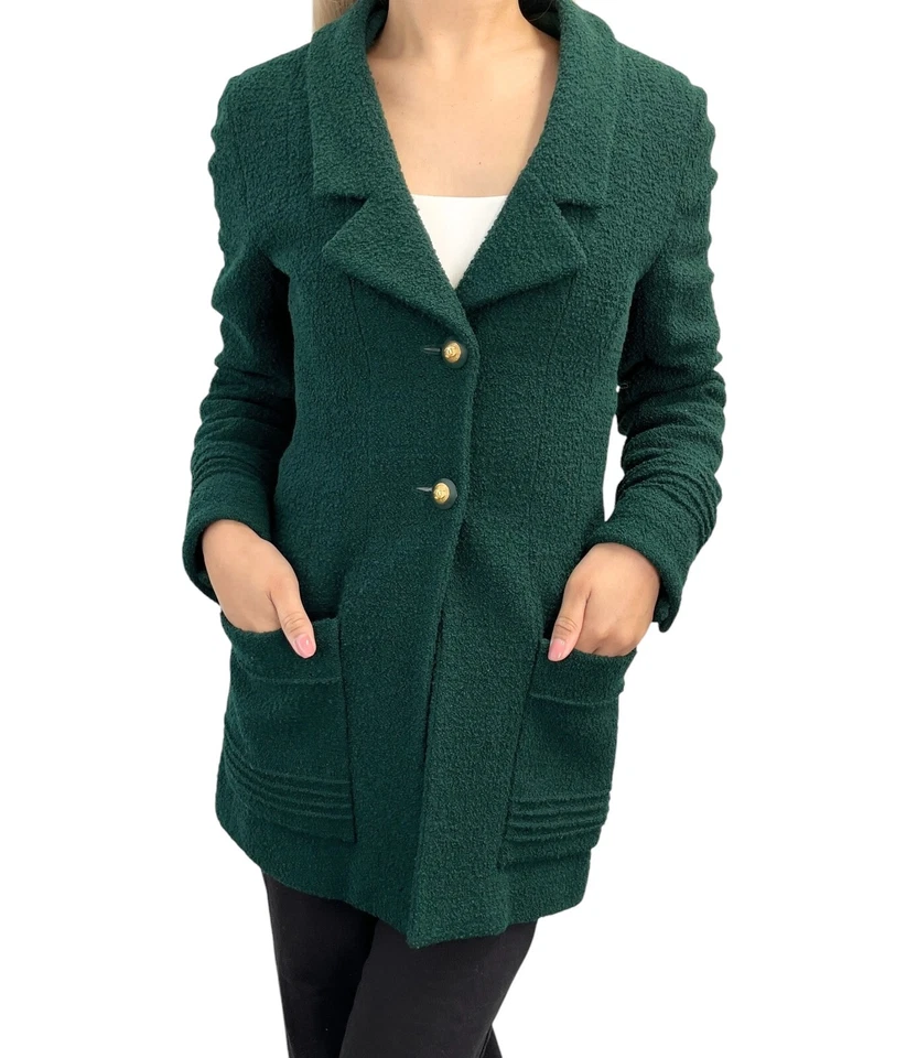 Chaqueta CHANEL Vintage Marca CC Logo Tweed Botón Bolsillo Verde Dorado Lana Foto 2 de 4