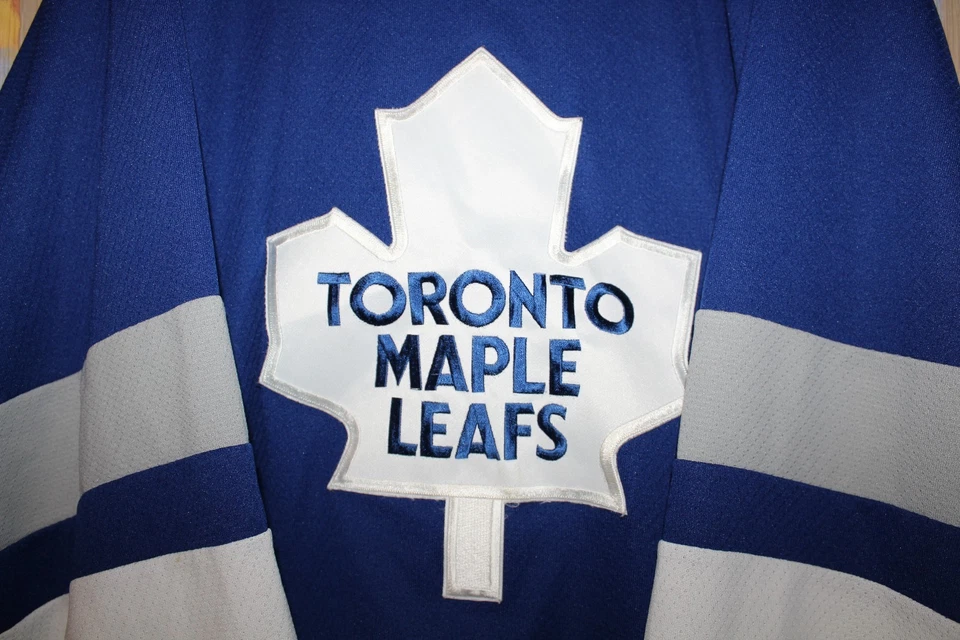 NHL TORONTO MAPLE LEAFS CANADA ICE HOCKEY SHIRT JERSEY MAGLIA CCM BLUE SIZE M - Image 3 of 4