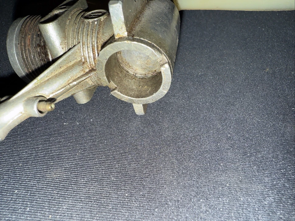 Gilbert .11 gas engine control line Airplane Used Estate Find - Image 4 of 4