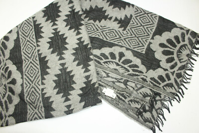 REGINA SCHRECKER SCARF F22708