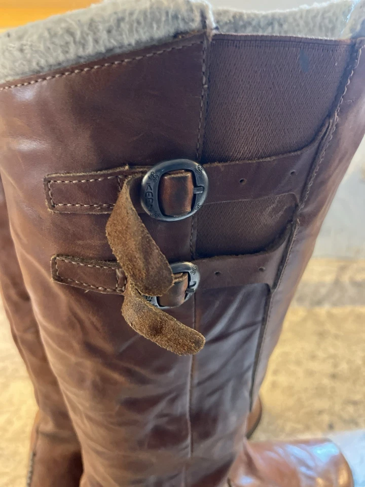KEEN Women's Brown Leather Riding Boots- Size 9 - Image 4 of 4