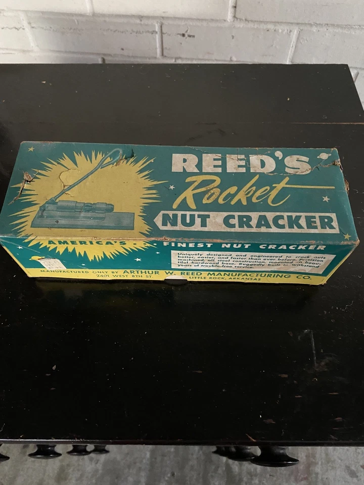 Vintage Arthur W. REED'S ROCKET NUT CRACKER Model R-300 w/Original Box - Image 3 of 4
