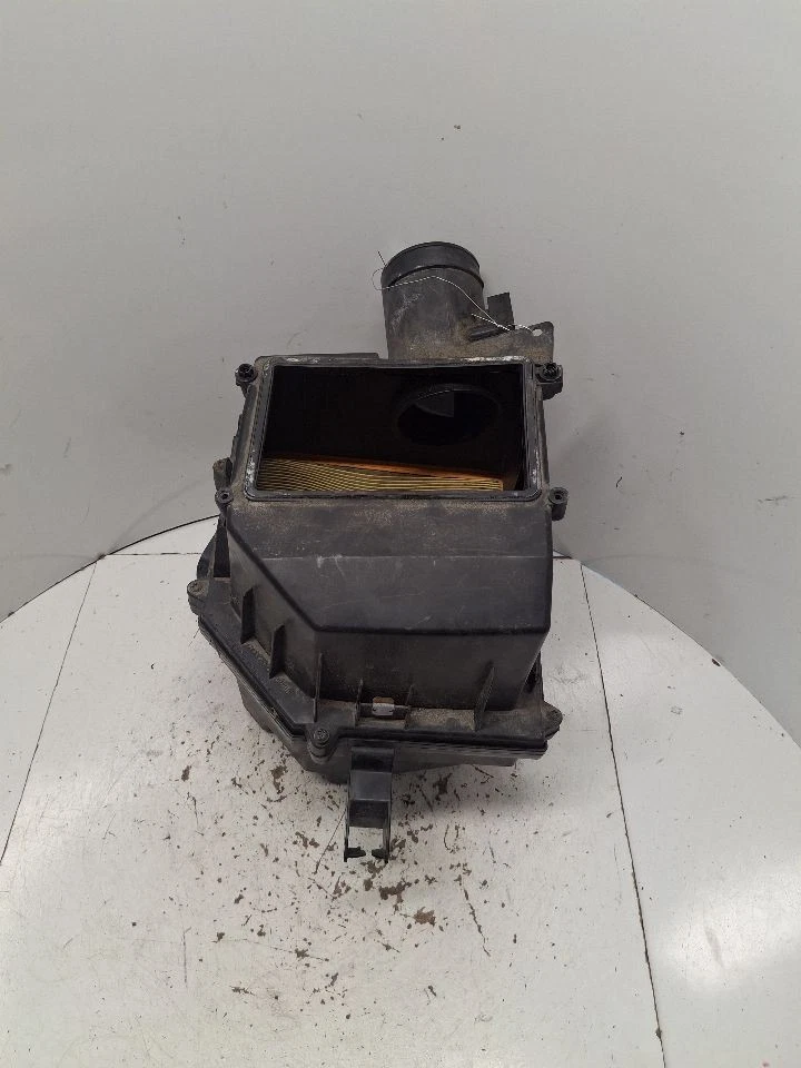 Filtro de aire 6 cilindros compatible con 07-14 VOLVO XC90 1382229 Foto 2 de 4