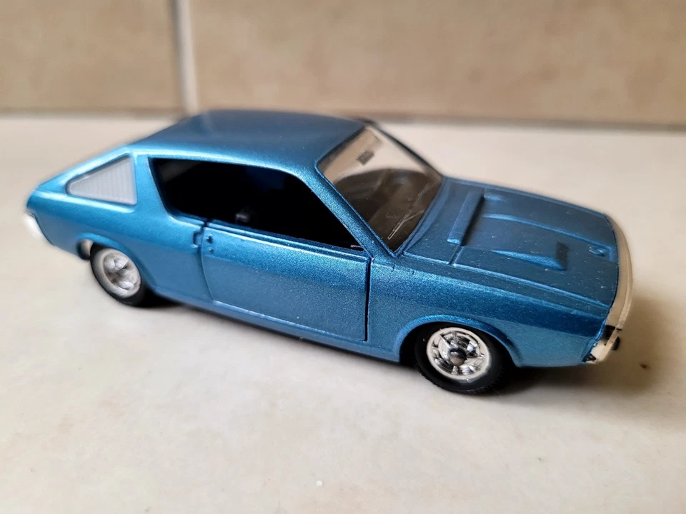 Solido n° 196 -  Renault 17 TS - Bleu - Boîte d'origine  - Photo 4/4