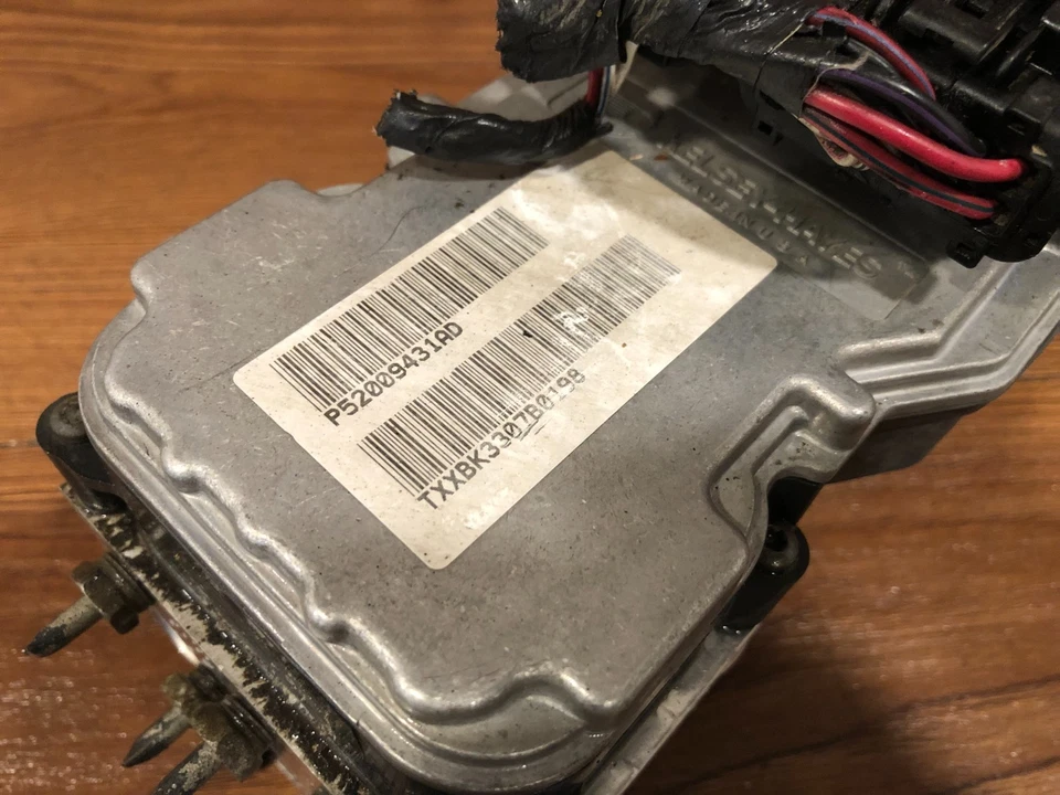 Dodge Ram 1500 2500 3500 1998-2008 bomba de freno abs módulo de control antibloqueo OEM 3 Foto 4 de 4