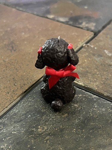 Hallmark Keepsake - Poodle - Puppy Love - 34th - 2024 **NEW / FREE SHIPPING** - Bild 10 von 11