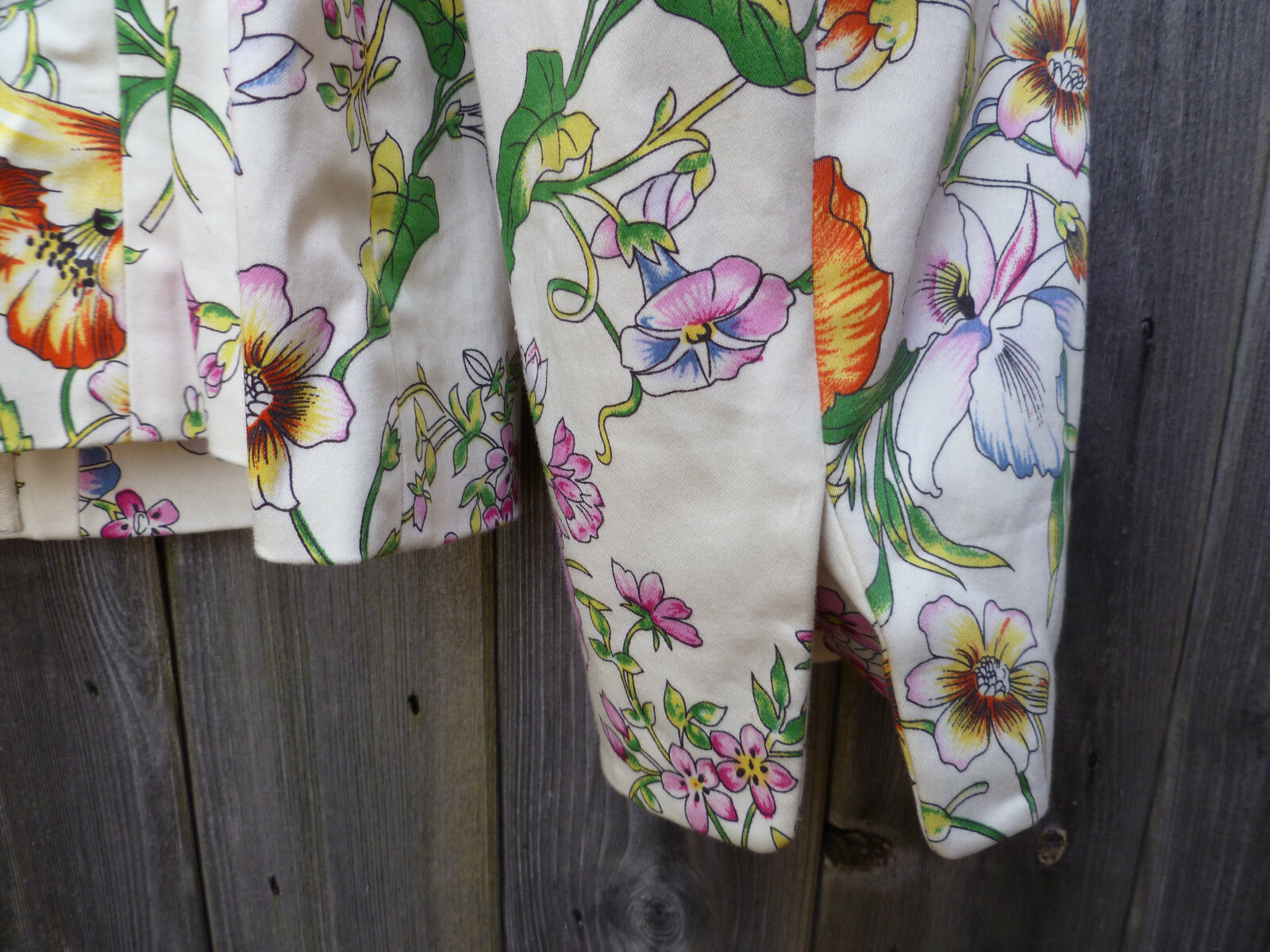 Multi-Colored Flora Print Light Summer Unlined Co… - image 6