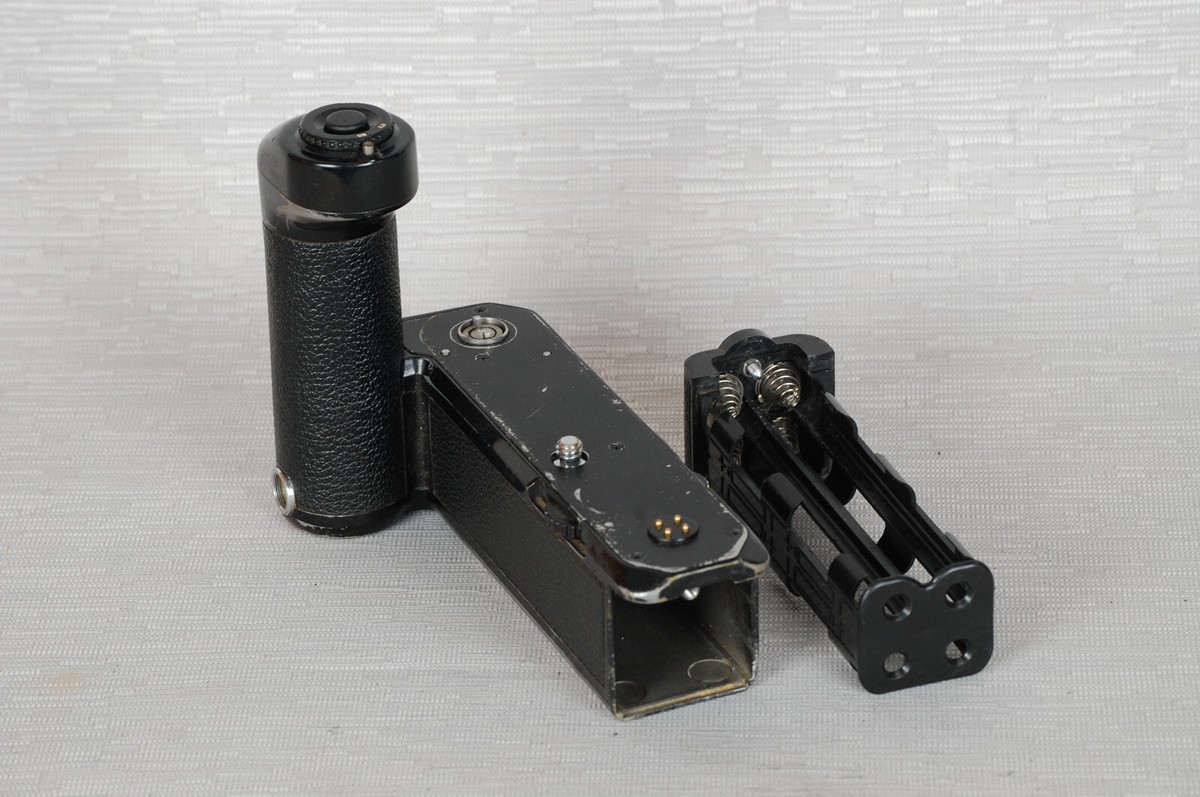 ニコン Nikon FE ボディ + ワインダー MD-12 Nikon MD-12 Motor Drive Winder for FM3A FM2 FM FE2 FE FA From