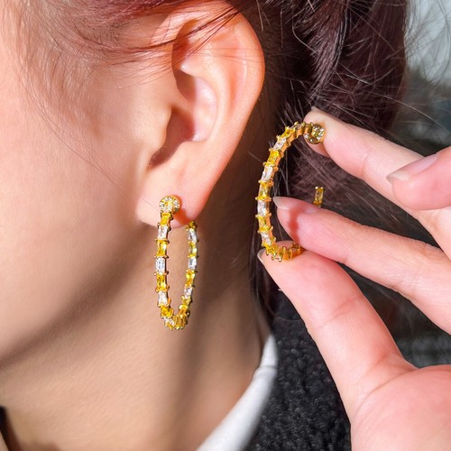 Pendientes de aro de baguette redondo de bucle grande enchapados en oro amarillo para mujeres joyería de boda - Imagen 2 de 15