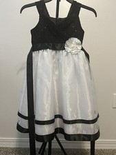 Black And White Sequence Formal Girl Dress Size 7