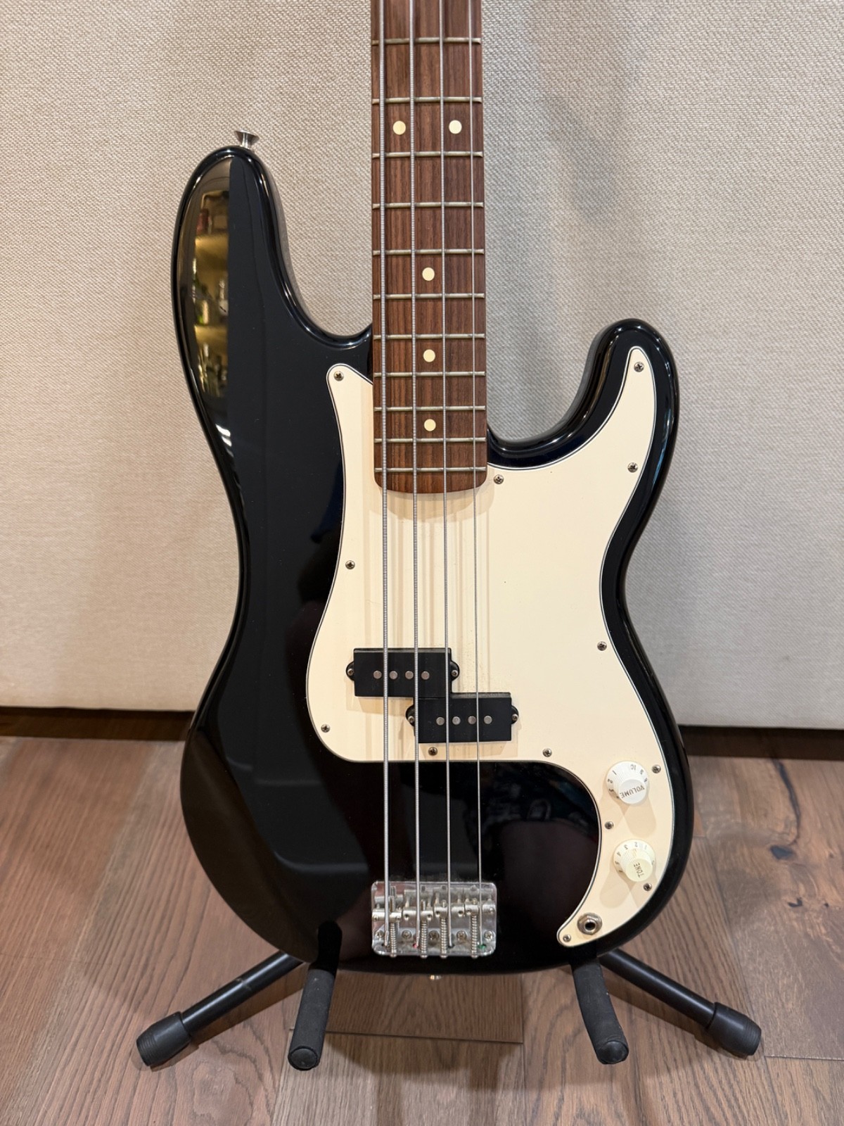 Fender Standard Precision Bass Black MIM 2000