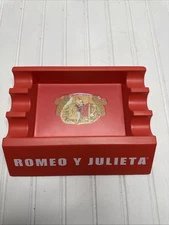 Romeo y Julietta Red Cigar Ashtray