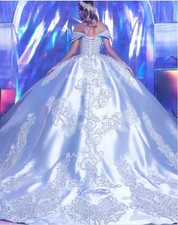Ball Gown Quinceanera Dresses Lace Appliques Off Shoulder Sweet 15 Party Gown