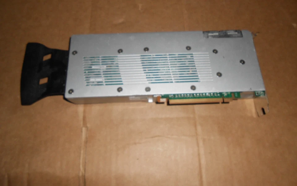 NVIDIA Quadro FX 4800 Video Card 1.5GB DDR3 PCIe DVI Dual Display Port 0Y451H - Image 2 of 4