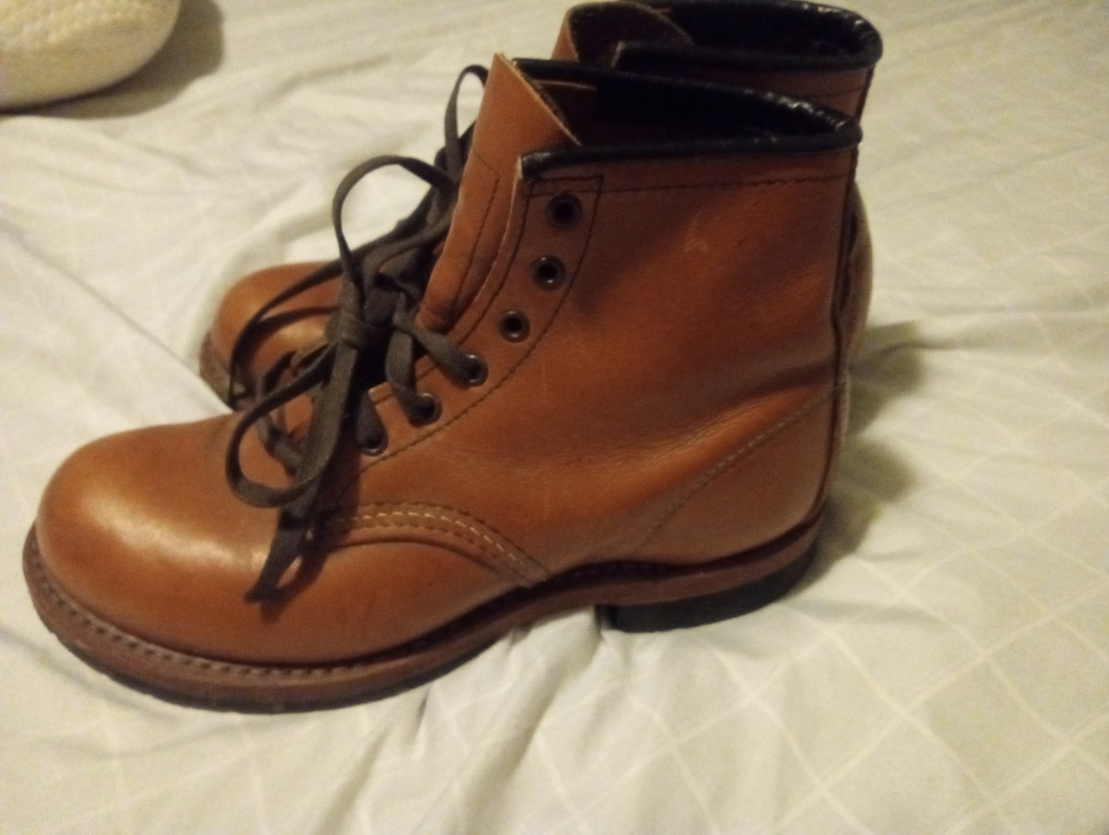 RED WING Heritage Beckman Round Toe Leather Boots in Chestnut US 5 D