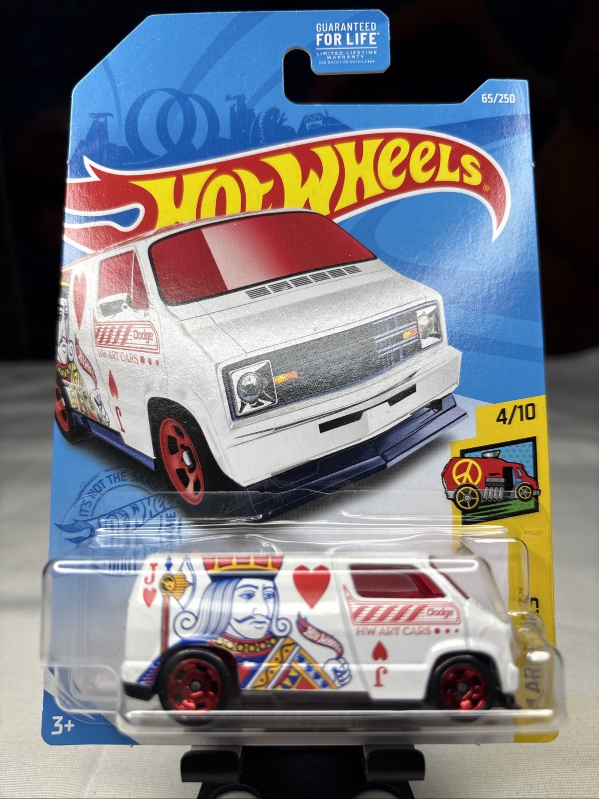 Hot Wheels 2021 Custom ‘77 Dodge Van (Treasure Hunt) HW Art Cars 4/10