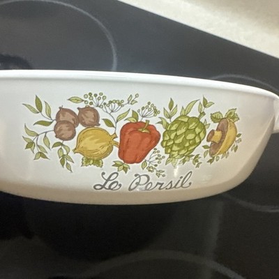 Two Vintage Corning Ware 6&1/2 Inch Dishes Without Lid and One with Lid