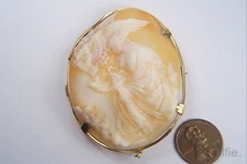 ANTIQUE VICTORIAN ERA GOLD 9K CARVED SHELL HEBE & ZEUS EAGLE CAMEO BROOCH c1860