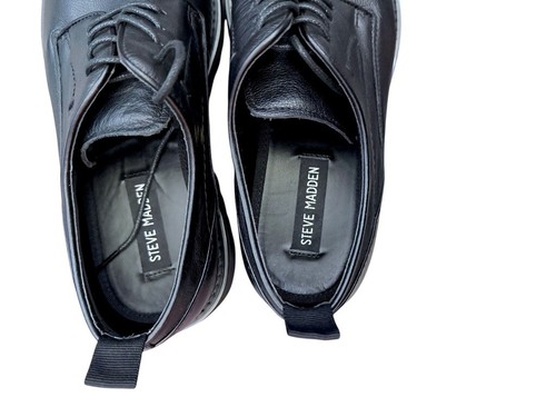 Scarpe eleganti Steve Madden Ezrah Derby da uomo in pelle nera taglia 9M nuove senza scatola - Foto 4 di 6