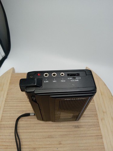 Realistic Minisette 20 Model 14-1055A Black Tested Cassette Player Speake Scratc - Picture 3 of 17