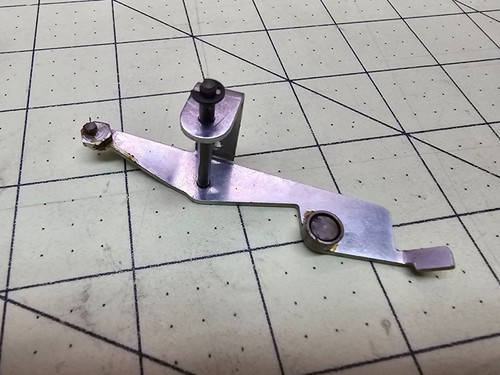 Dual 1209 Turntable Parts - Metal Pivot Part