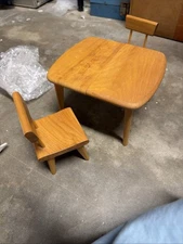 MCM VINTAGE STROMBECKER TOY FURNITURE WOODEN EXTENSION TABLE LEAF & 2 CHAIRS