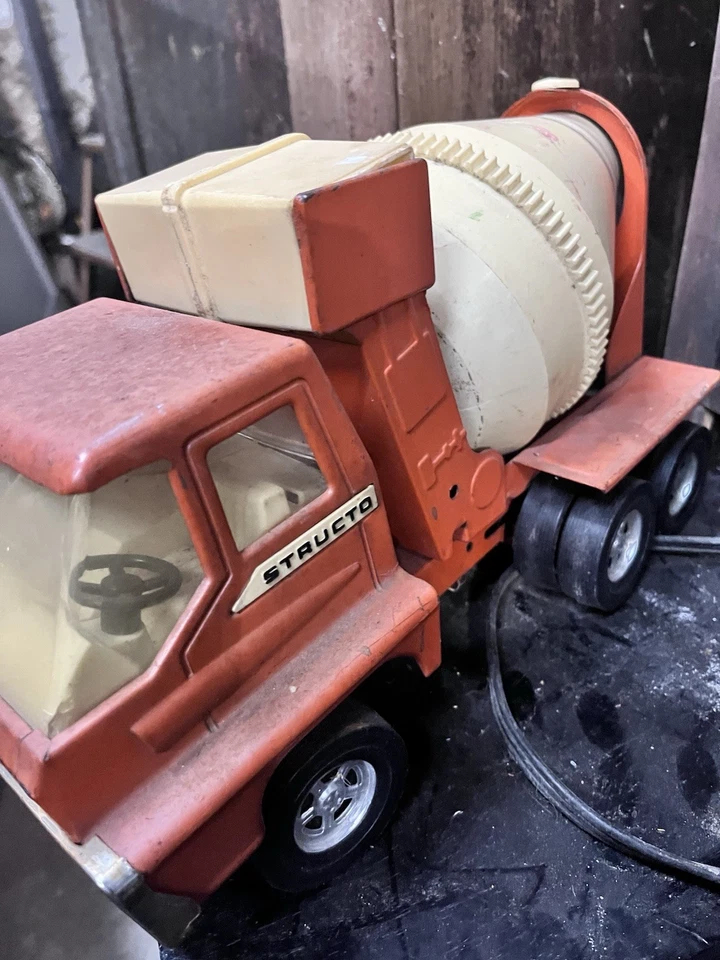 Vintage Toy Truck XL Structo Toy Mixer Truck. Metal. 12”x 5” Approx. - Image 2 of 4