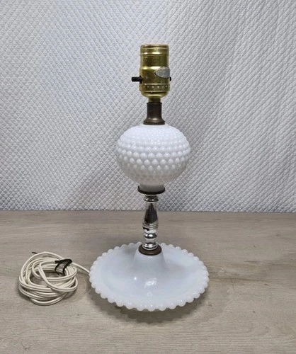 Vintage White Hobnail Milk Glass Electric Table Lamp No Shade
