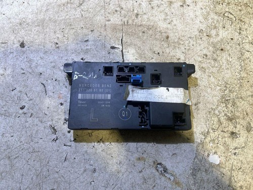MERCEDES-BENZ E W211 Türsteuergerät hinten links 2118208185 3.00 35021335