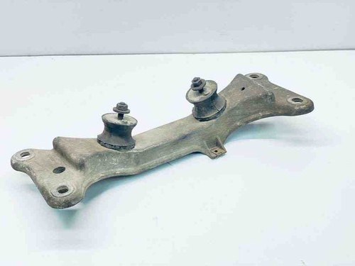 BMW 1 E81 Getriebehalter 6760300 2.00 Diesel 2006 30679923