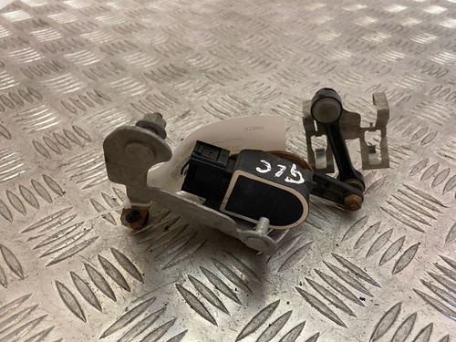 Mercedes-Benz GLC X253 C253 2017 Niveausensor Leuchtweitenregulierung UTO27260